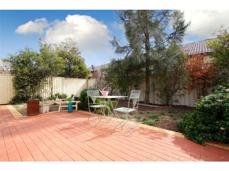 35 Blakeville Drive, Caroline Springs VIC 3023