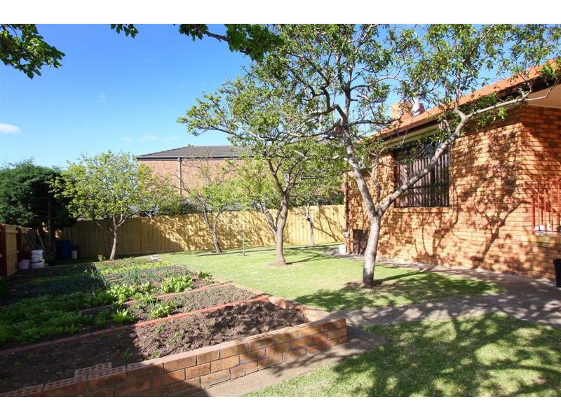 7 Kerang Court, Taylors Lakes VIC 3038