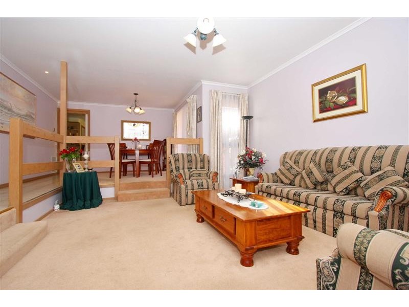 3 Numinbah Court, Taylors Lakes VIC 3038