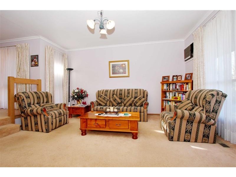 3 Numinbah Court, Taylors Lakes VIC 3038