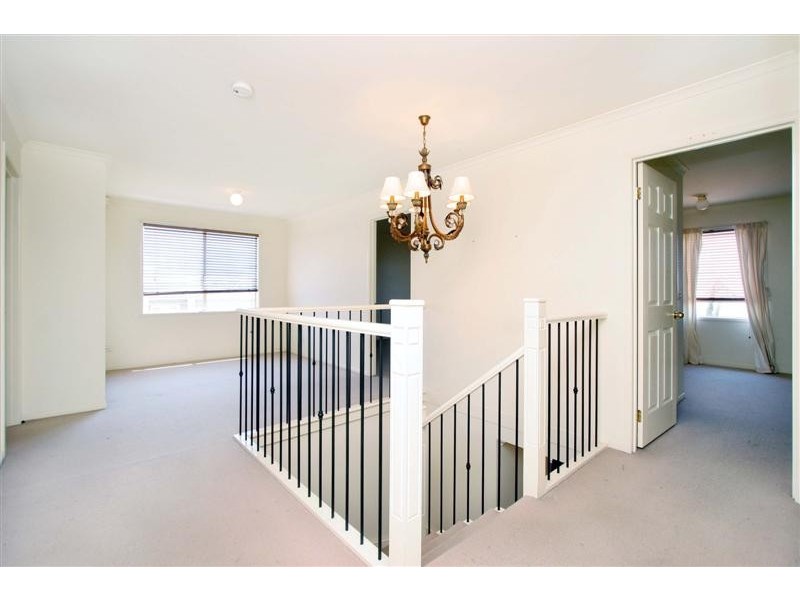 5 Rising Court, Hillside VIC 3037