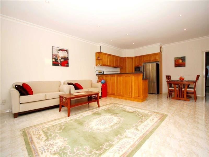 4 Santa Monica Drive, Taylors Lakes VIC 3038