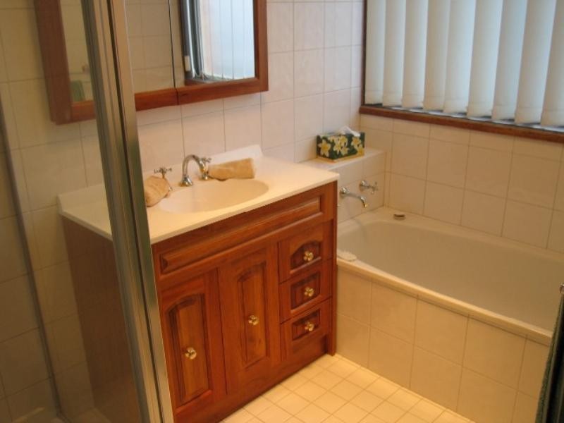 6 Bletchley Place, Kealba VIC 3021