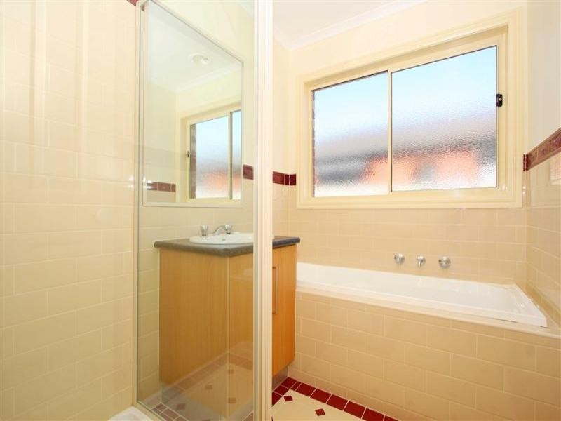 13 Mordaunt Court, Hillside VIC 3037