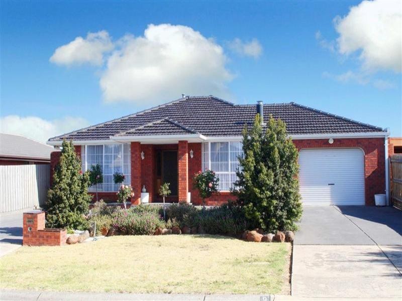 9 St Warden Court, Keilor Downs VIC 3038