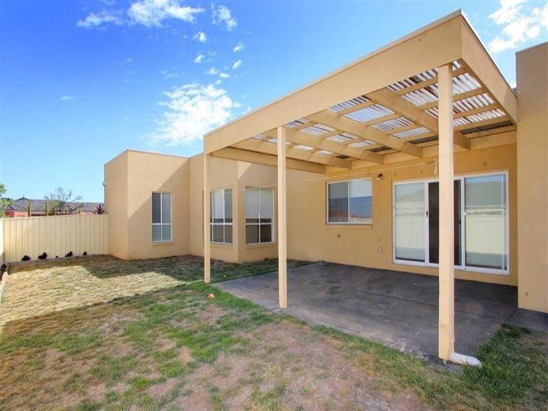 28 Langmore Drive, Hillside VIC 3037