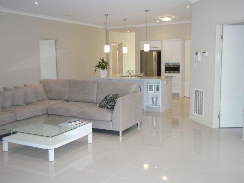 14 Deepdene Street, Caroline Springs VIC 3023