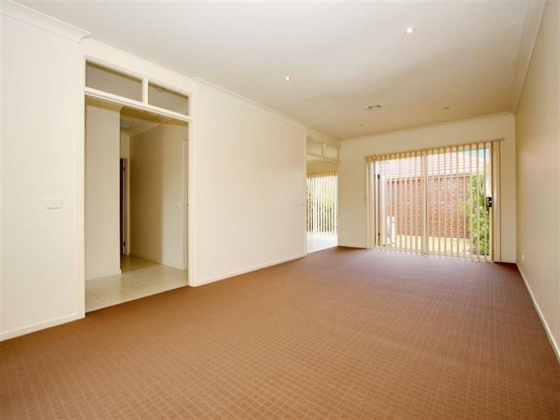 19a Wentworth Drive, Taylors Lakes VIC 3038