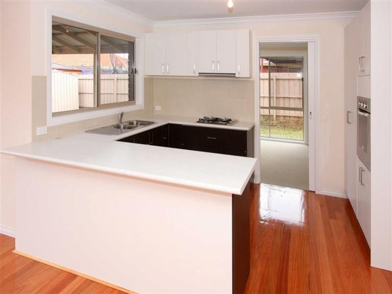 12 Kelland Avenue, Hillside VIC 3037