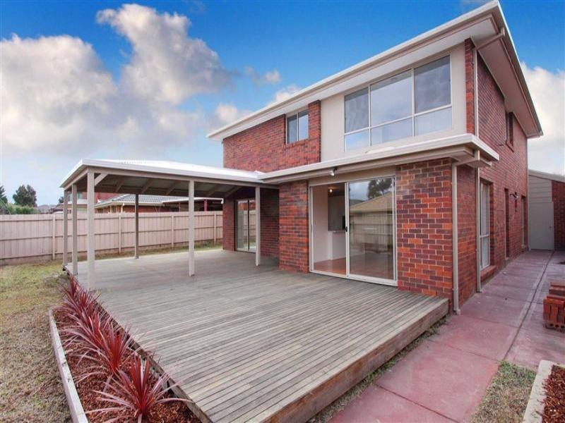 12 Kelland Avenue, Hillside VIC 3037