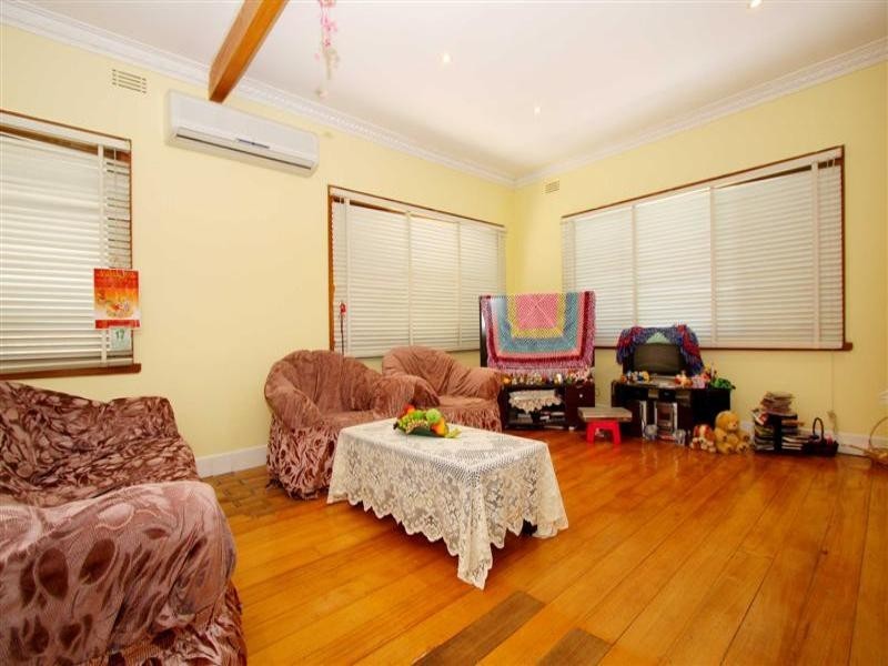 1 Kodre Street, St Albans VIC 3021