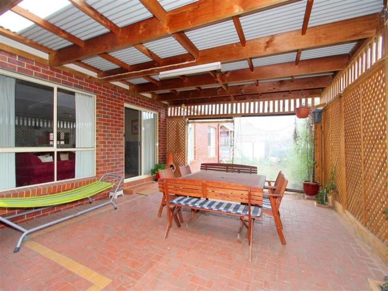 60 Botanic Drive, Hillside VIC 3037