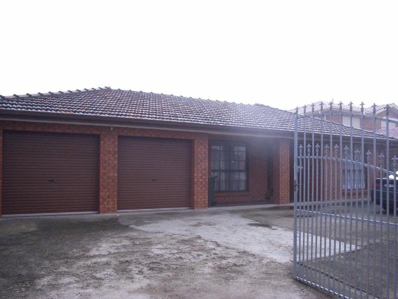 16 El Golea Mews, Keilor Downs VIC 3038