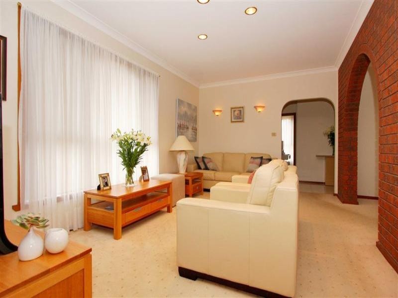 12 Wairou Street, Taylors Lakes VIC 3038