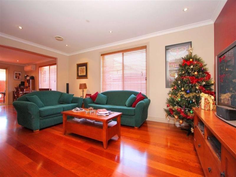 3/45 Pecks Road, Sydenham VIC 3037