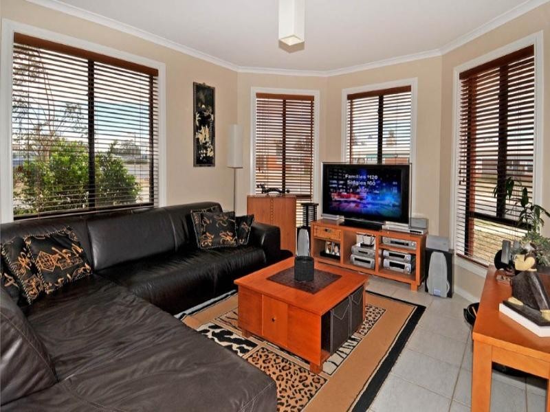 193 Community Hub, Hillside VIC 3037