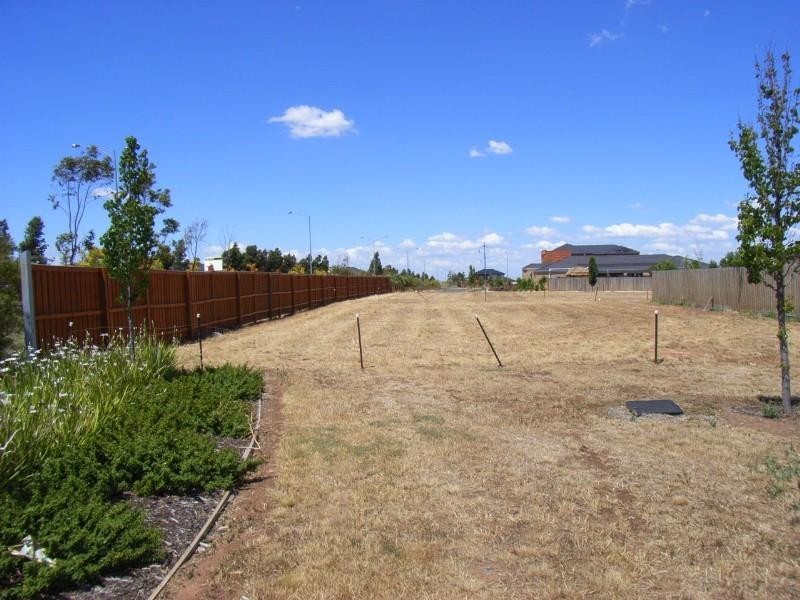 Lot 840 Kent Place, Taylors Hill VIC 3037