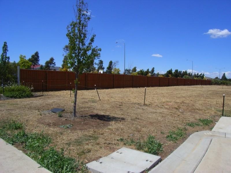 Lot 840 Kent Place, Taylors Hill VIC 3037