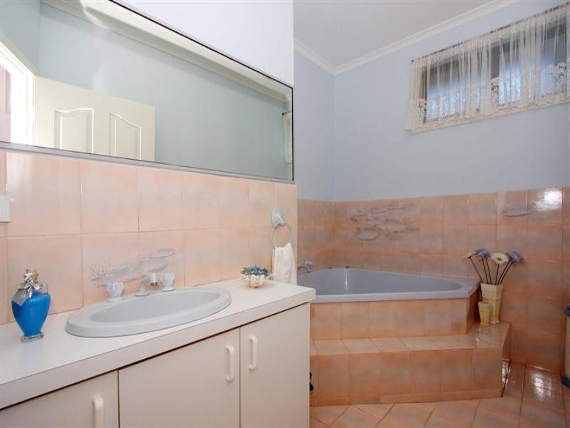 119 Copernicus Way, Keilor Downs VIC 3038