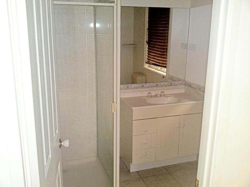 65 Landscape Drive, Hillside VIC 3037