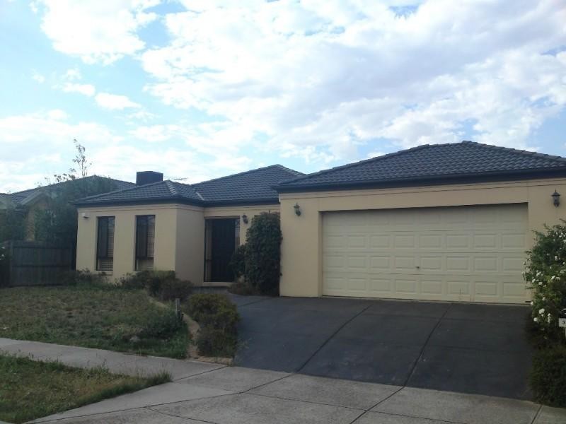 30 Cressida Crescent, Sydenham VIC 3037