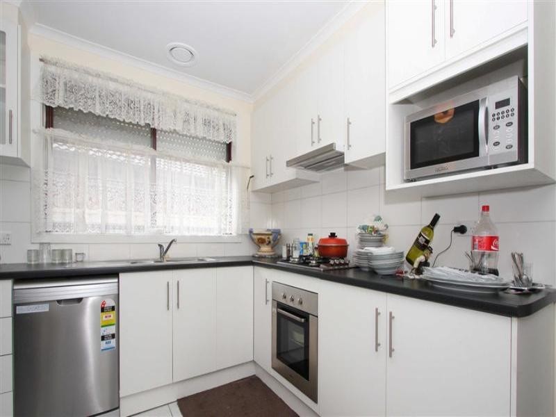 10 Livingston Street, Deer Park VIC 3023