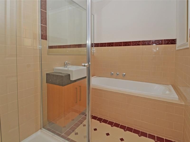 4 Marylou Court, Delahey VIC 3037