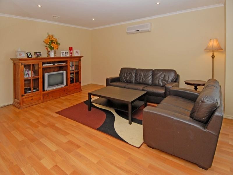 38A Bungarim Wynd, Sydenham VIC 3037