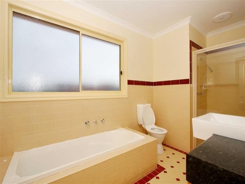 2/10 Tarrant Court, Keilor Downs VIC 3038