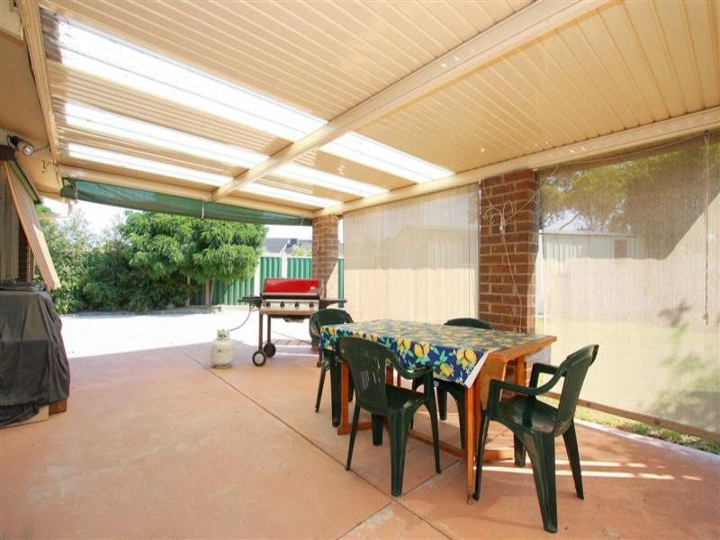 13 Yanchep Court, Taylors Lakes VIC 3038
