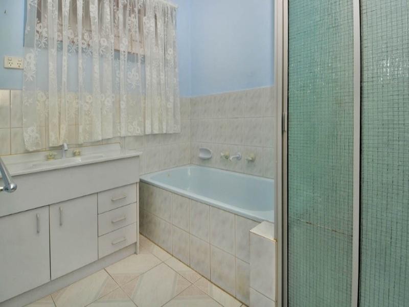 34 Goldsmith Avenue, Delahey VIC 3037