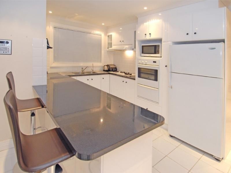 80 Catherine Drive, Hillside VIC 3037