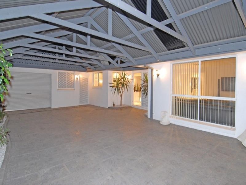 80 Catherine Drive, Hillside VIC 3037