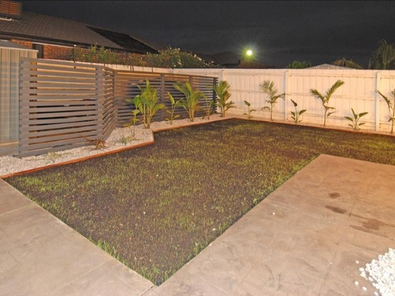 80 Catherine Drive, Hillside VIC 3037