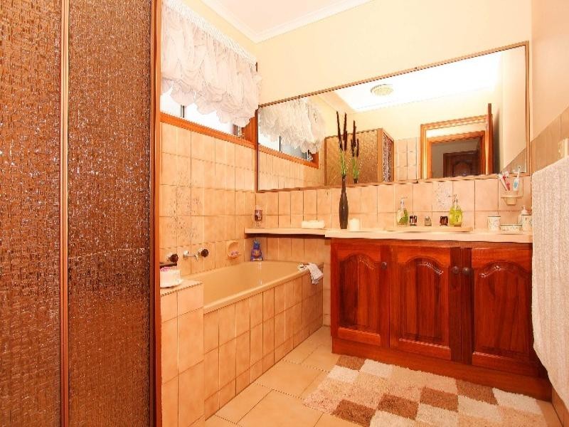 108 Copernicus Way, Keilor Downs VIC 3038