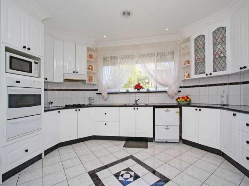 22 Imperial Court, Hillside VIC 3037