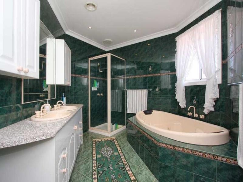 22 Imperial Court, Hillside VIC 3037