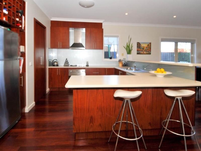 13 Tudor Rose Crescent, Sydenham VIC 3037