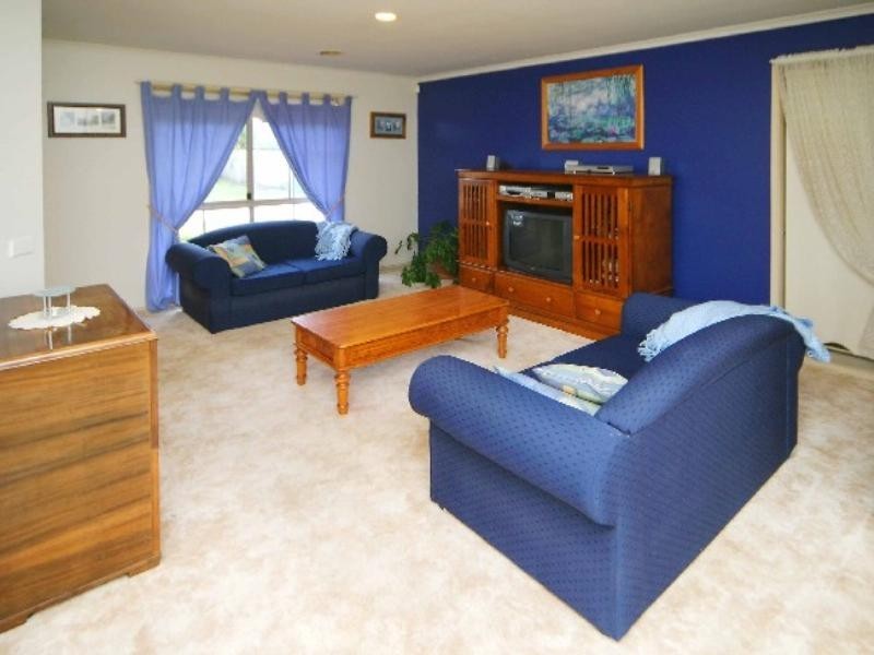 10 Penshurst Court, Hillside VIC 3037