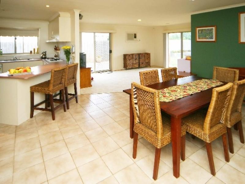 10 Penshurst Court, Hillside VIC 3037