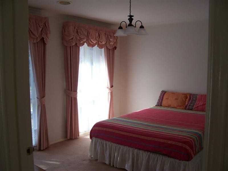 1 Correa Close, Delahey VIC 3037