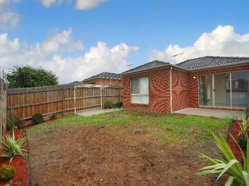 2/53 Jade Way, Hillside VIC 3037
