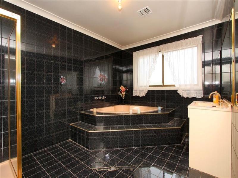 46 Willys Avenue, Keilor Downs VIC 3038