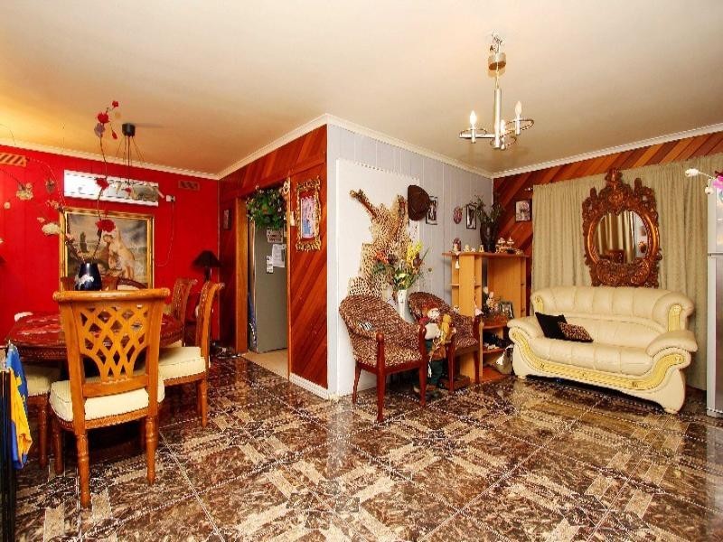 16 Beverley Street, Kings Park VIC 3021