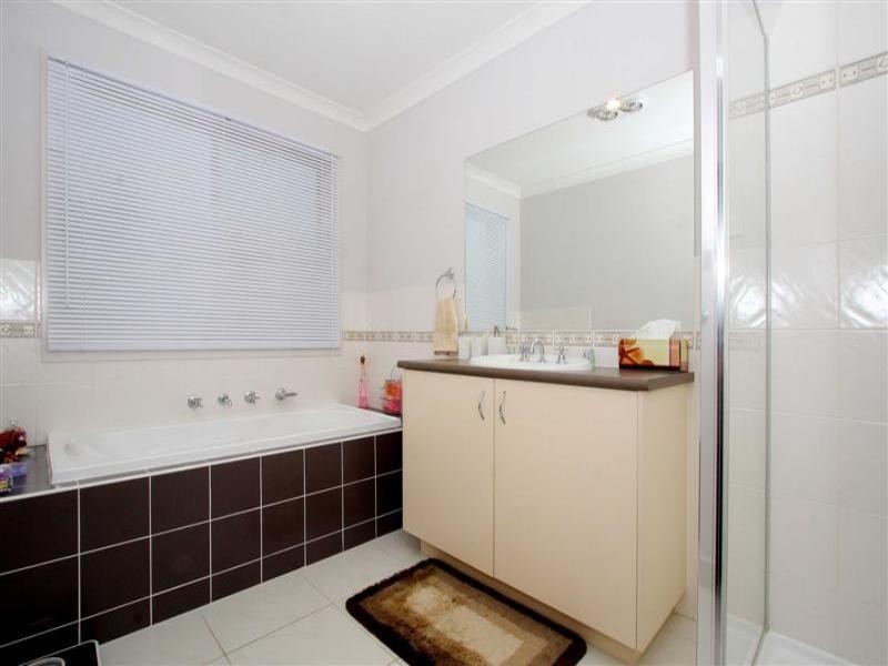 63 Jacaranda Drive, Taylors Hill VIC 3037