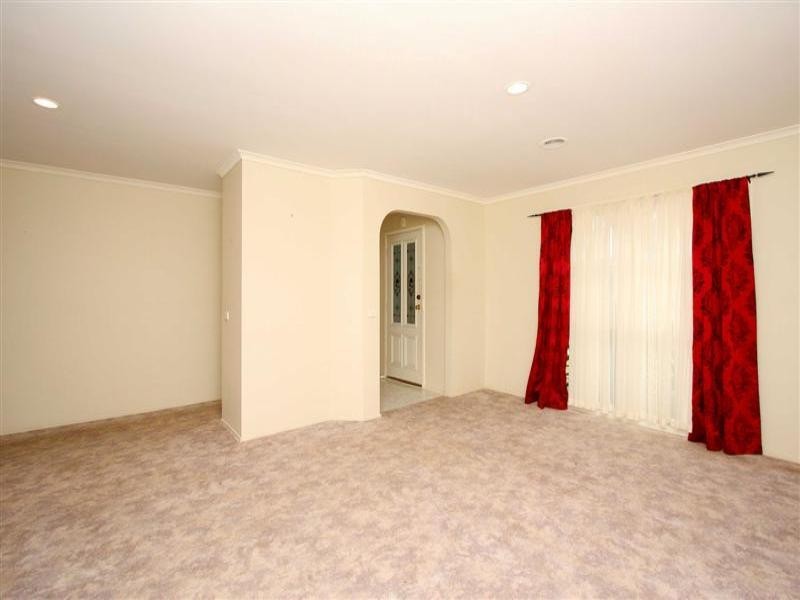 1 Penzance Place, Sydenham VIC 3037