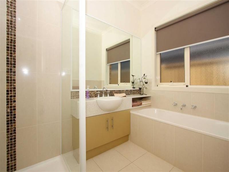 34 The Avenue, Caroline Springs VIC 3023