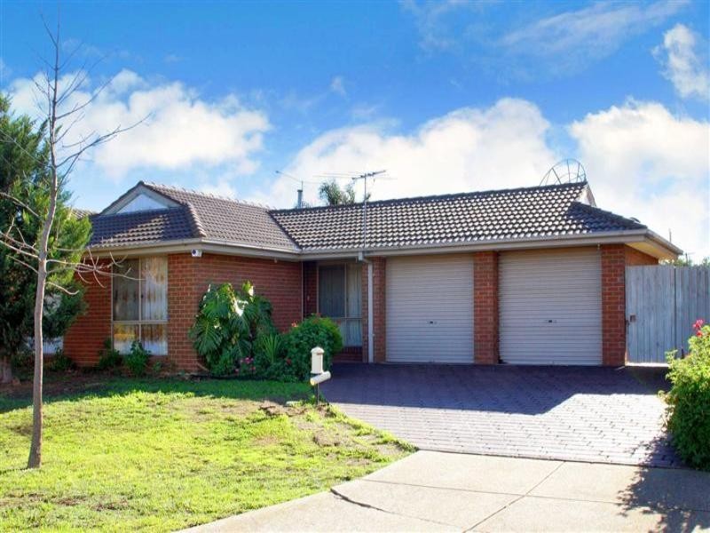 32 Dundee Way, Sydenham VIC 3037