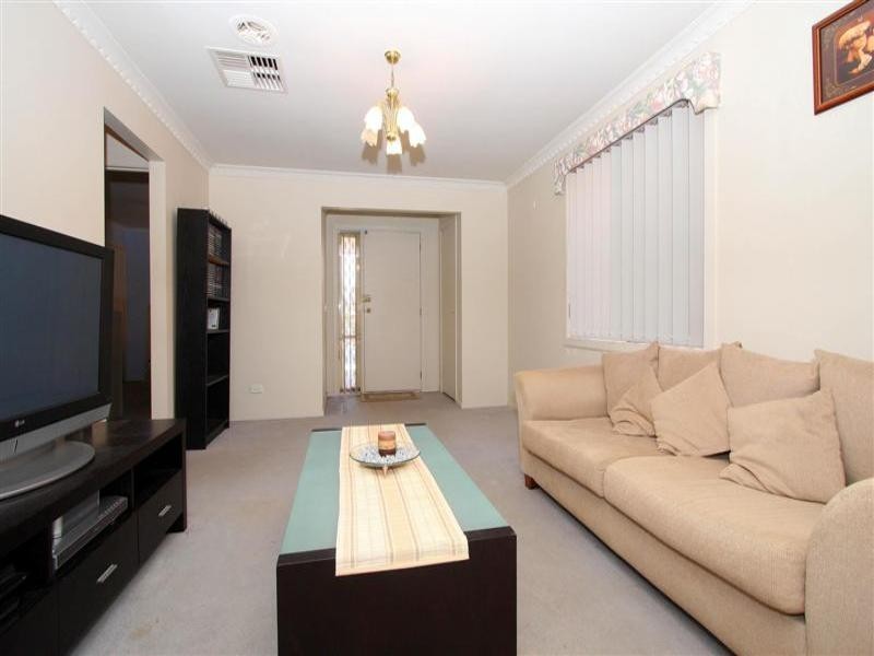 4/4-6 Joseph Drive, Hillside VIC 3037