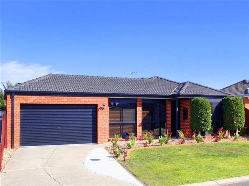 18 Honeysuckle Avenue, Hillside VIC 3037